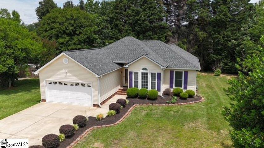2 Tearose Lane Simpsonville, SC 29681 - Photo 4 of 28