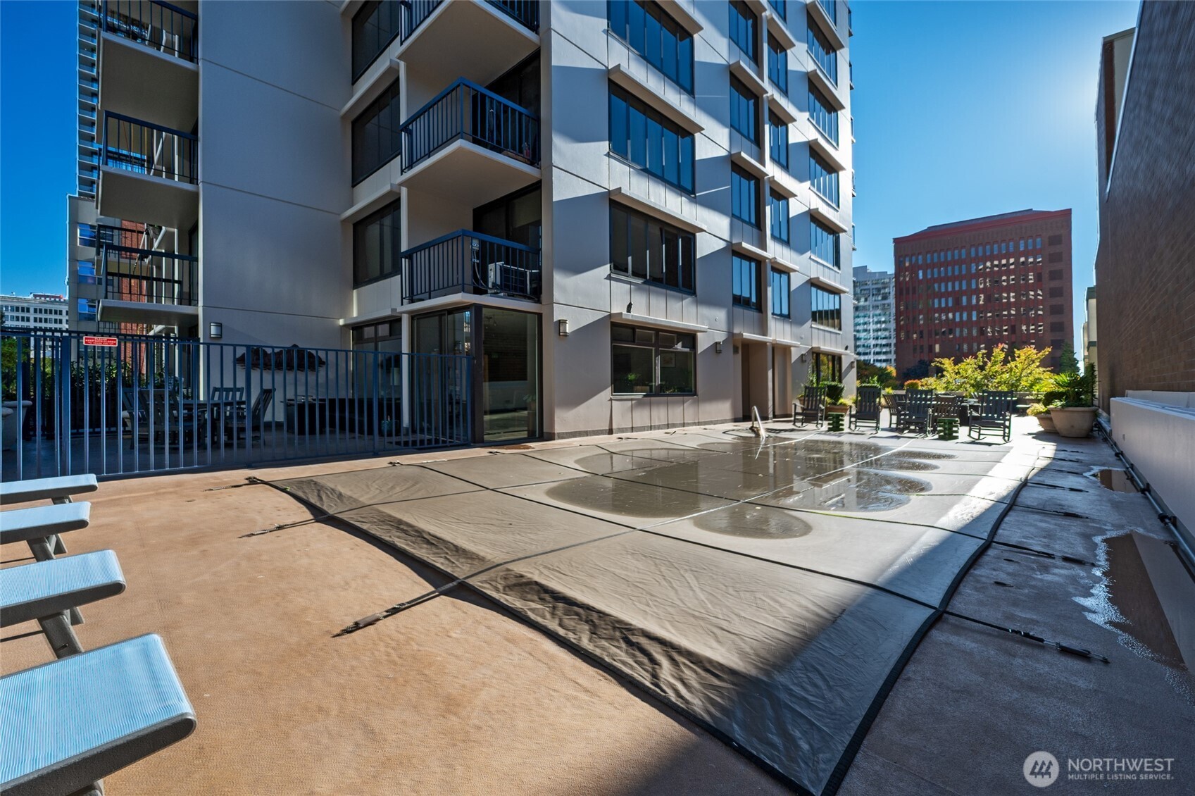 2100 3rd Avenue, Unit 1502 Seattle, WA 98121 - Photo 24 of 31