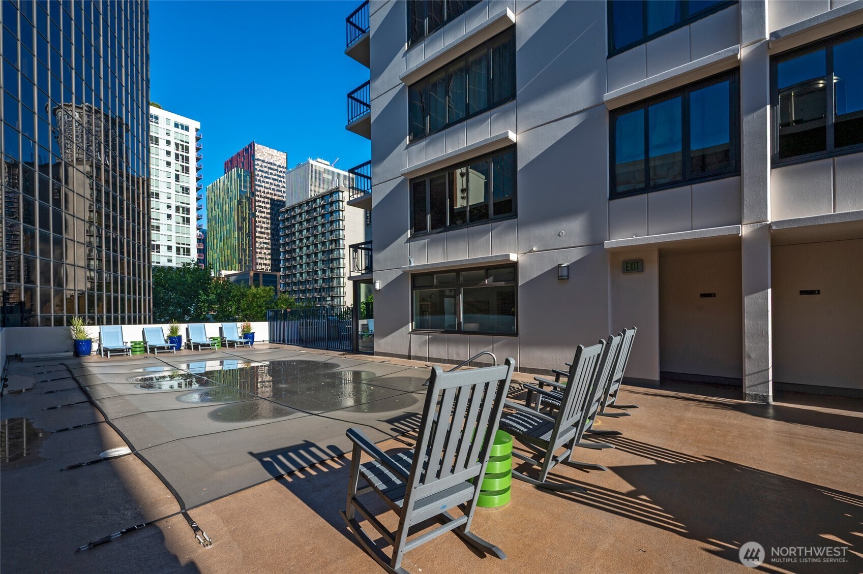 2100 3rd Avenue, Unit 1502 Seattle, WA 98121 - Photo 25 of 31
