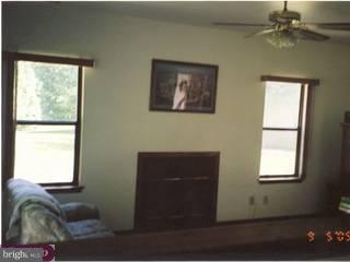 25 Stratford Road Laurel Springs, NJ 08021 - Photo 3 of 5