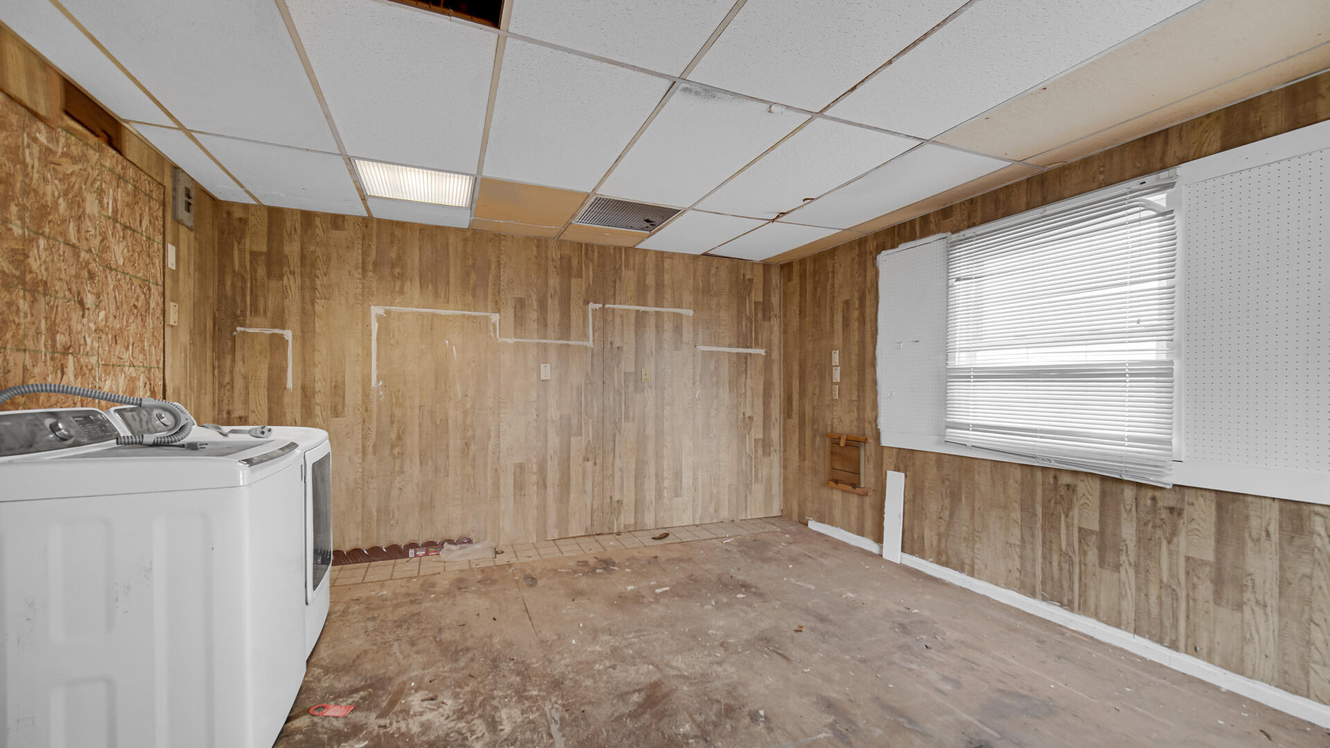 721 Fox River Road Valparaiso, IN 46385 - Photo 21 of 23 1919x1080