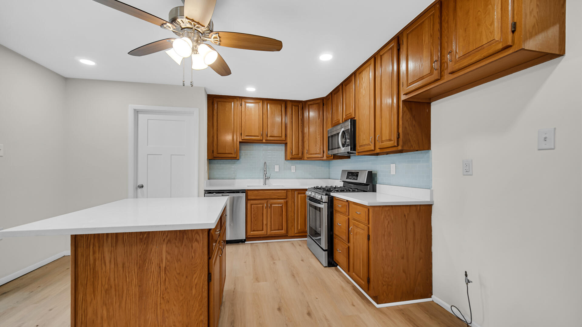 721 Fox River Road Valparaiso, IN 46385 - Photo 9 of 23 1919x1080