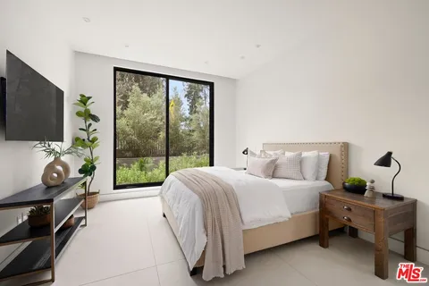 $5,795,000 | 2814 Roscomare Road, Los Angeles, CA 90077