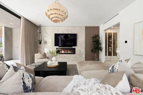 $5,795,000 | 2814 Roscomare Road, Los Angeles, CA 90077