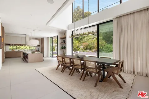 $5,795,000 | 2814 Roscomare Road, Los Angeles, CA 90077