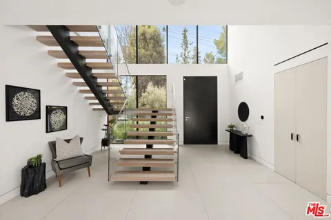 $5,795,000 | 2814 Roscomare Road, Los Angeles, CA 90077