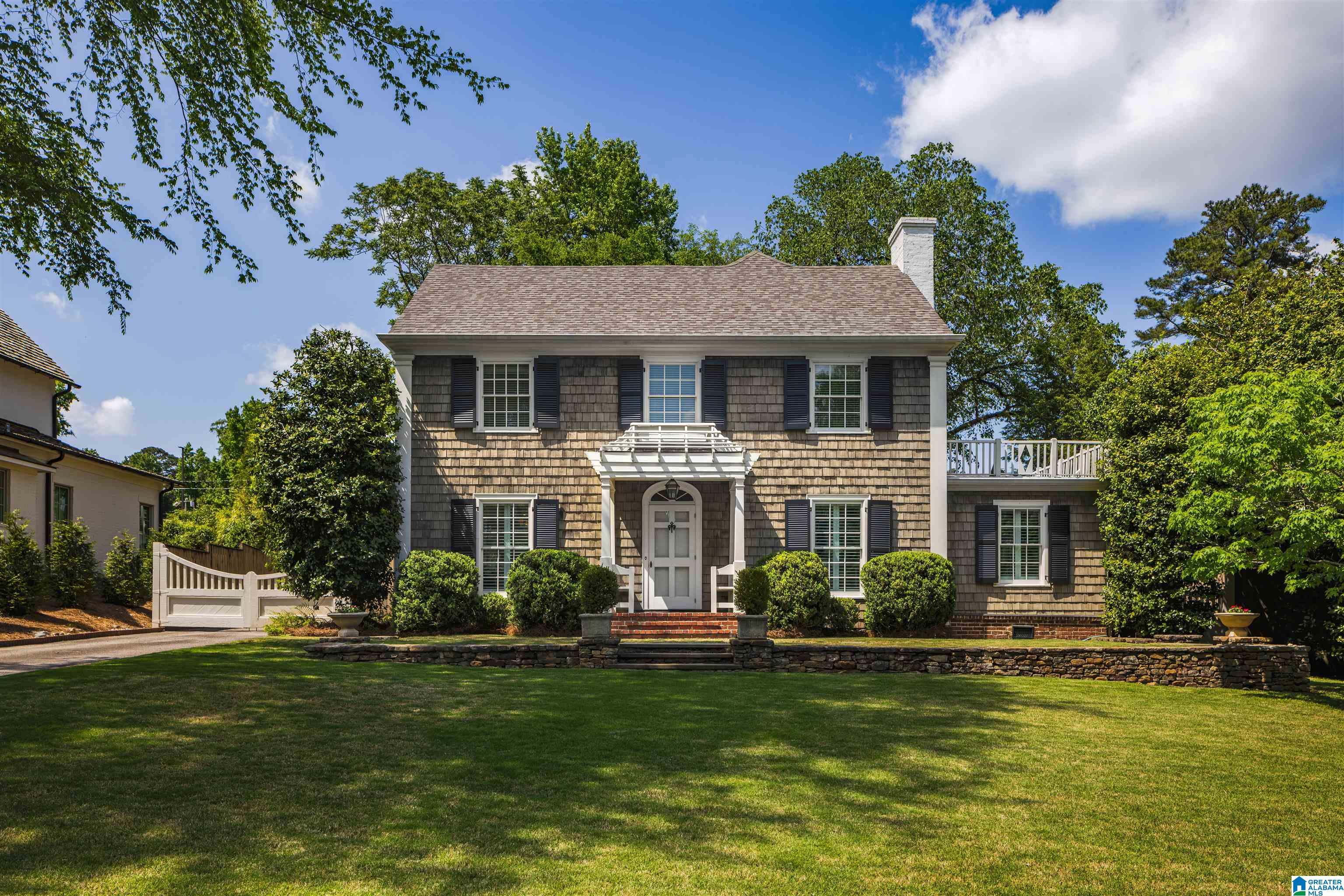 34 Clarendon Road Birmingham, AL 35213 - Photo 1 of 50