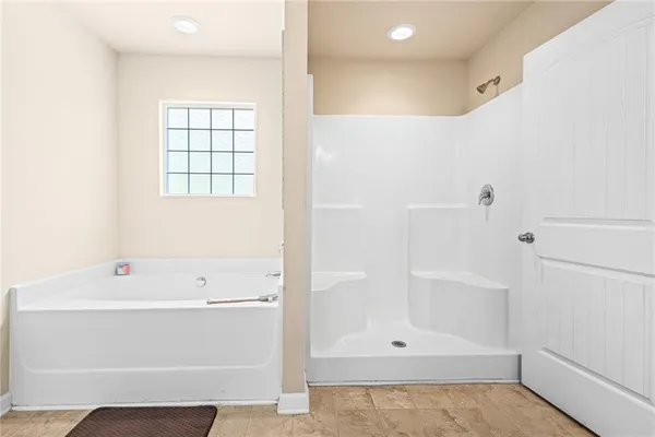 $299,900 | 885 Buloxi Boulevard, Riverdale, GA 30296
