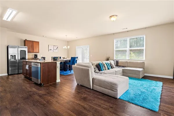 $299,900 | 885 Buloxi Boulevard, Riverdale, GA 30296