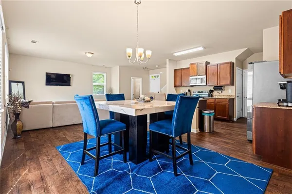 $299,900 | 885 Buloxi Boulevard, Riverdale, GA 30296