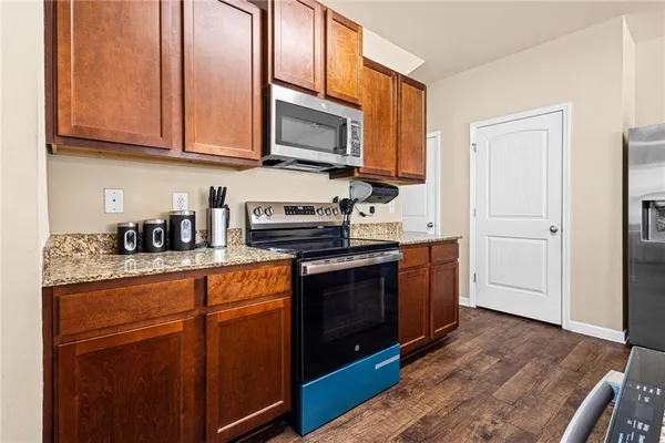 $299,900 | 885 Buloxi Boulevard, Riverdale, GA 30296