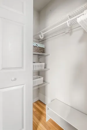 $2,100 | 792 Grove Street, Unit 2, Manchester, NH 03103