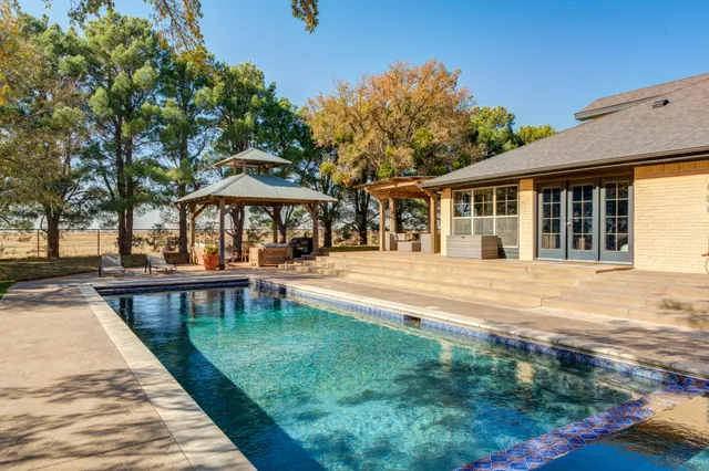 $1,450,000 | 9009 County Road 7500, Wolfforth, TX 79382