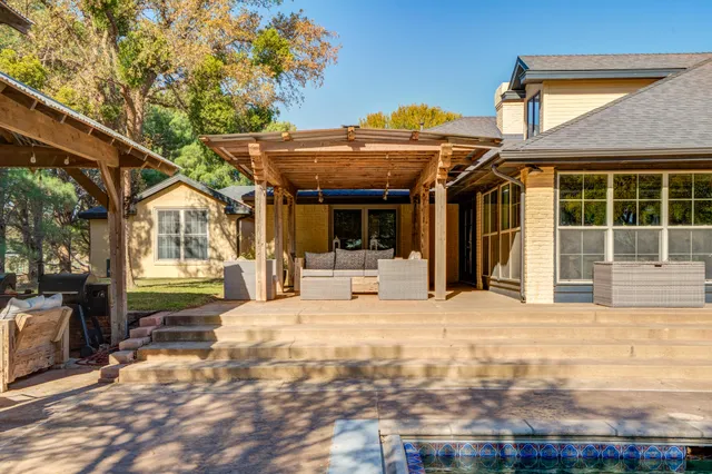 $1,450,000 | 9009 County Road 7500, Wolfforth, TX 79382