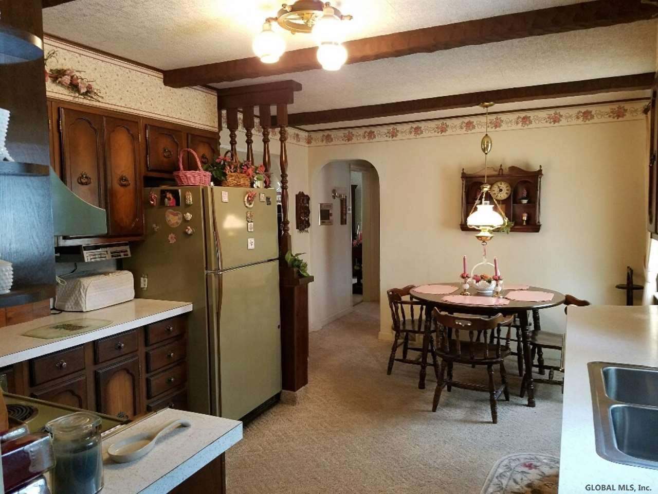1002 Dudley Road Rotterdam, NY 12303 - Photo 4 of 22 Photo 4