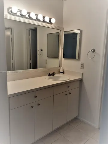 $1,600 | 9460 Live Oak Place, Unit 108, Davie, FL 33324