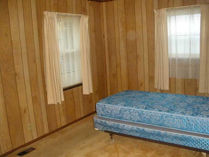 8727 Montery Road Indianapolis, IN 46226 - Photo 10 of 12