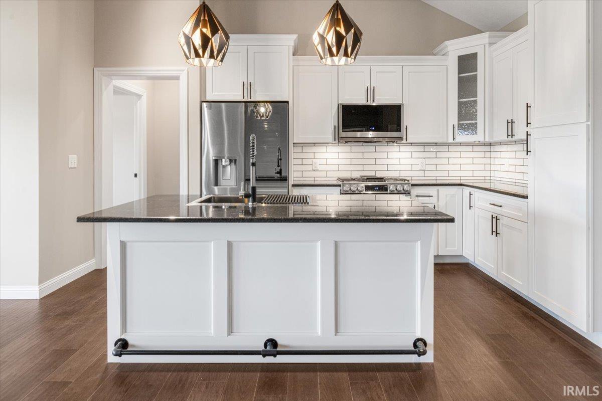 1027 South Huntsville Road Winchester, IN 47394 - Photo 11 of 36