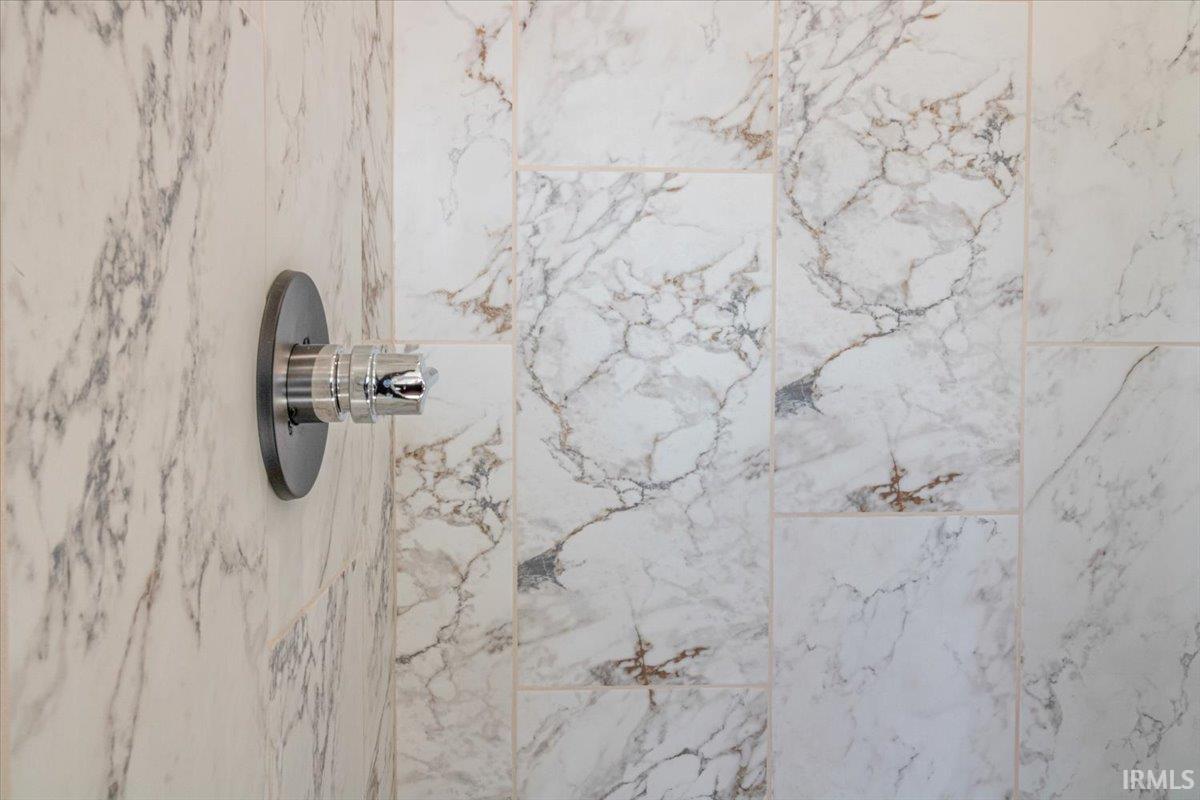 1027 South Huntsville Road Winchester, IN 47394 - Photo 20 of 36