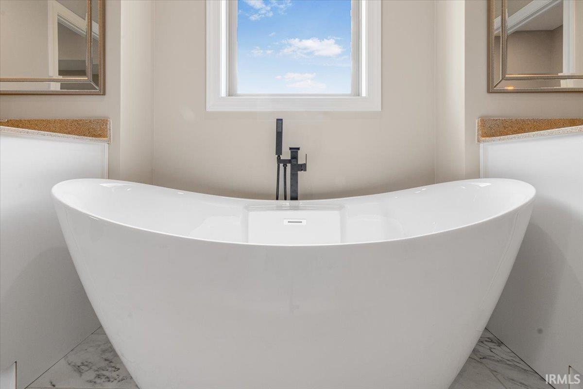 1027 South Huntsville Road Winchester, IN 47394 - Photo 21 of 36