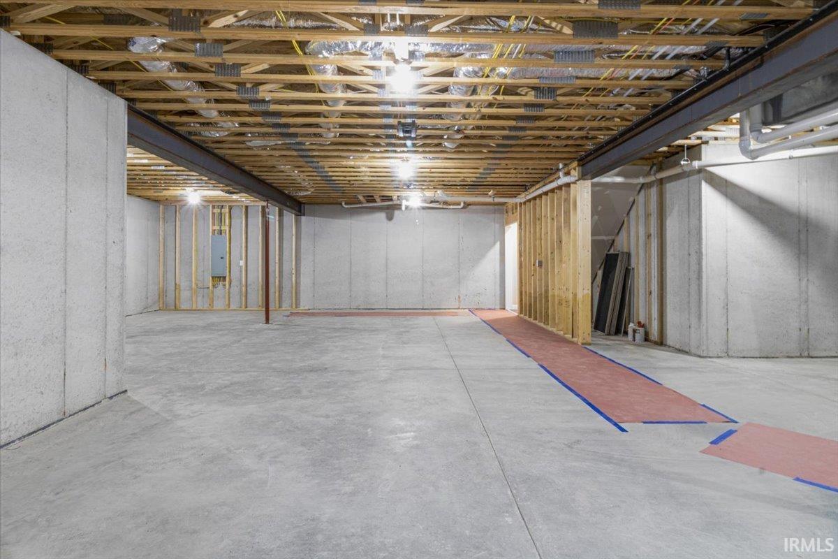 1027 South Huntsville Road Winchester, IN 47394 - Photo 32 of 36