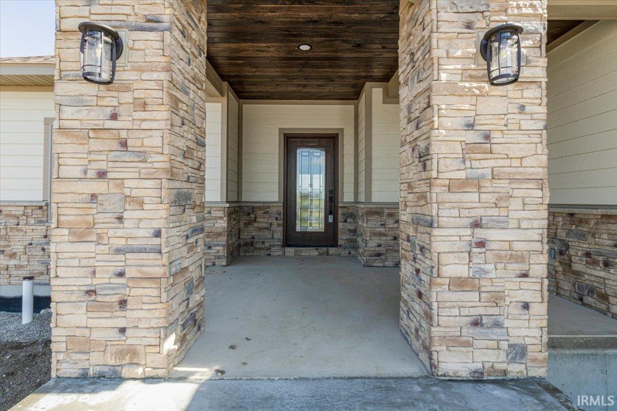 1027 South Huntsville Road Winchester, IN 47394 - Photo 5 of 36