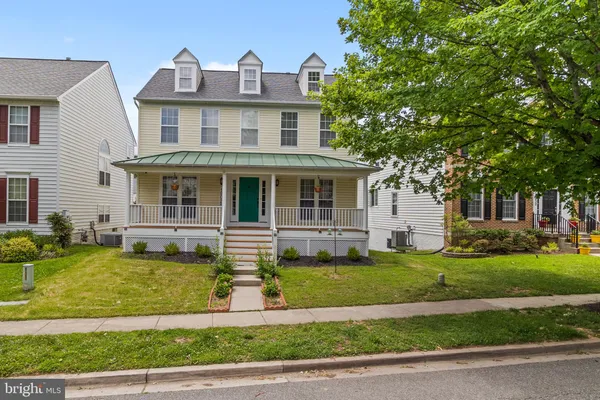 $3,100 | 19028 Noble Oak Drive, Germantown, MD 20874
