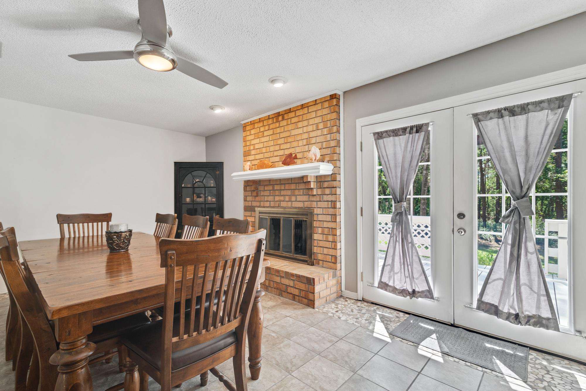 2562 Santa Rosa Drive Lillian, AL 36549 - Photo 7 of 41