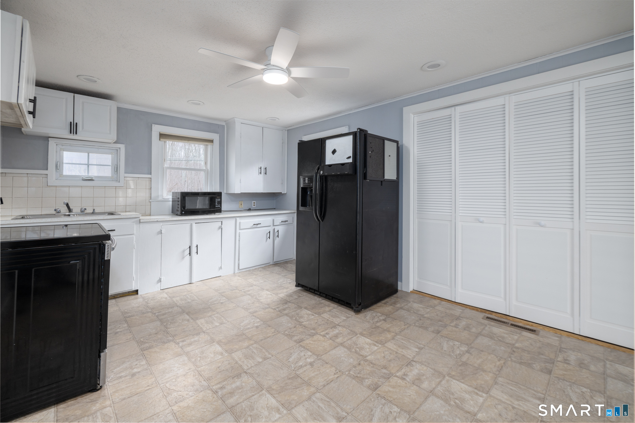 102 Flood Road Marlborough, CT 06447 - Photo 3 of 21