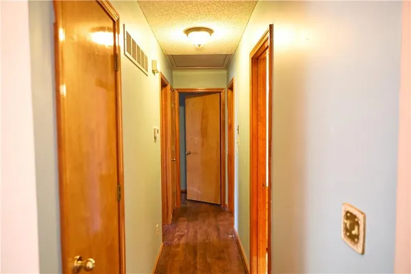 $310,000 | 616 Northeast Michael Drive, Lee's Summit, MO 64086