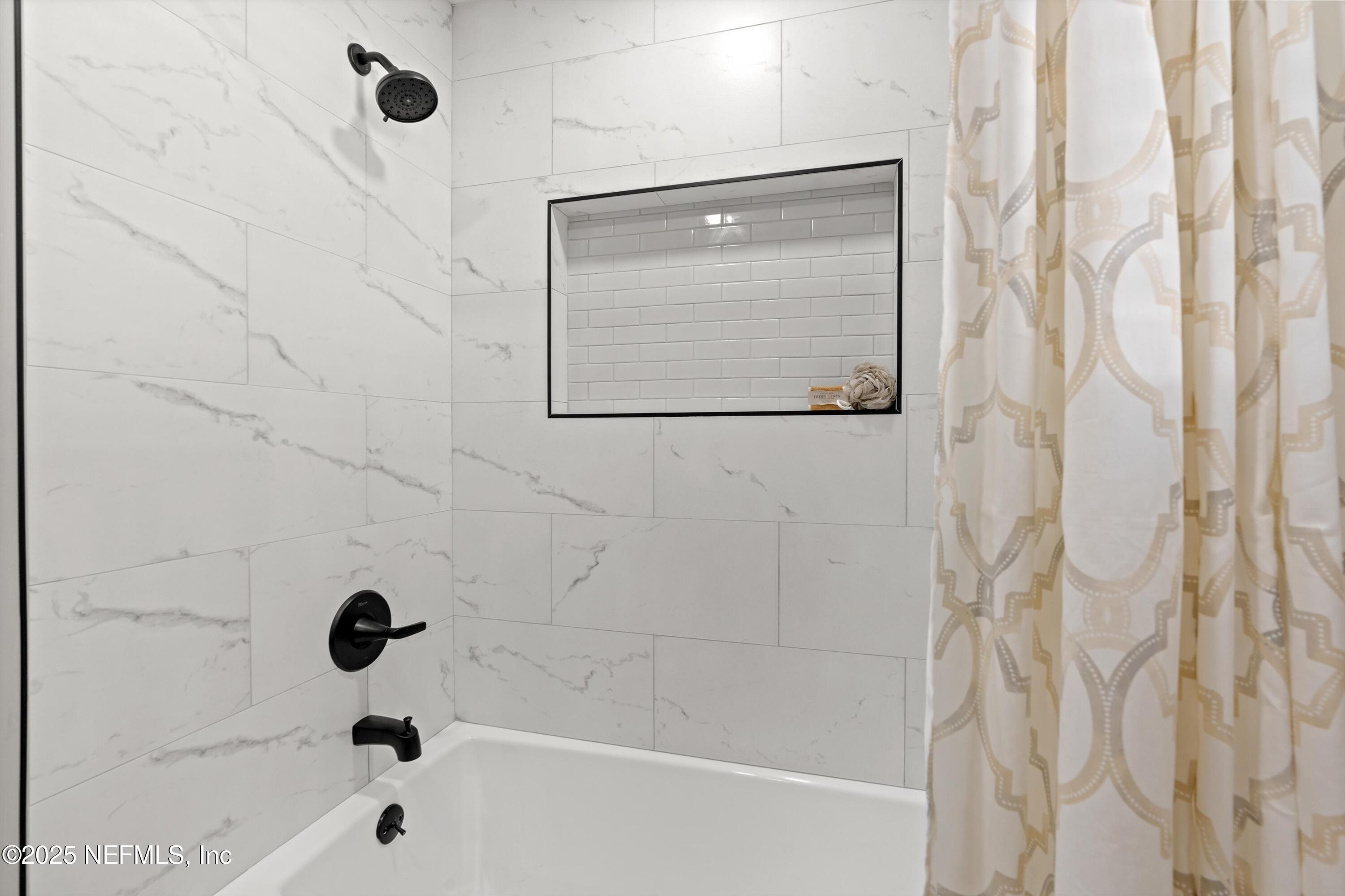 11539 Baskerville Road Jacksonville, FL 32223 - Photo 24 of 30 37-Bathroom 3