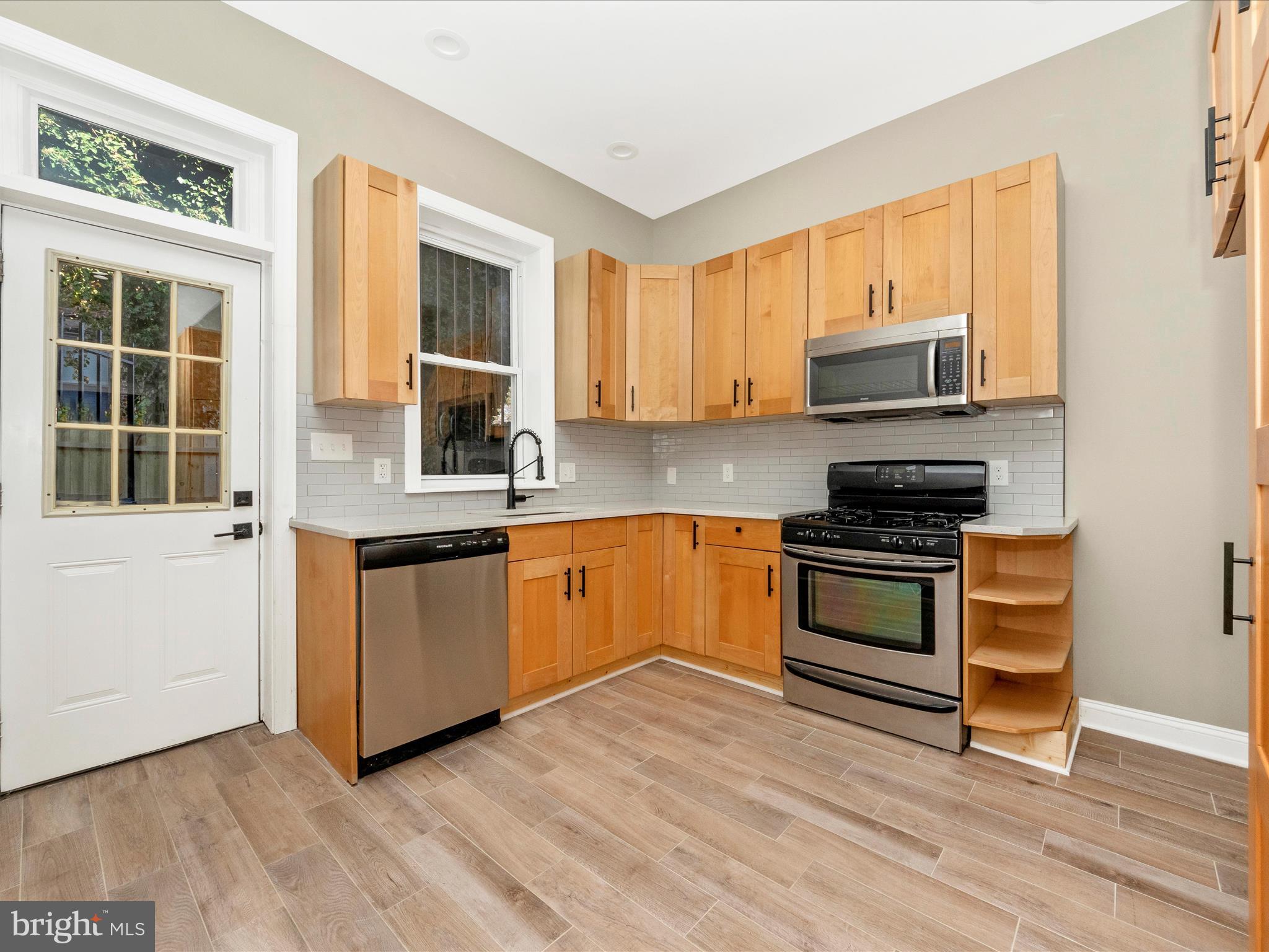 310 East 25th Street Baltimore, MD 21218 - Photo 17 of 56 Kitchen