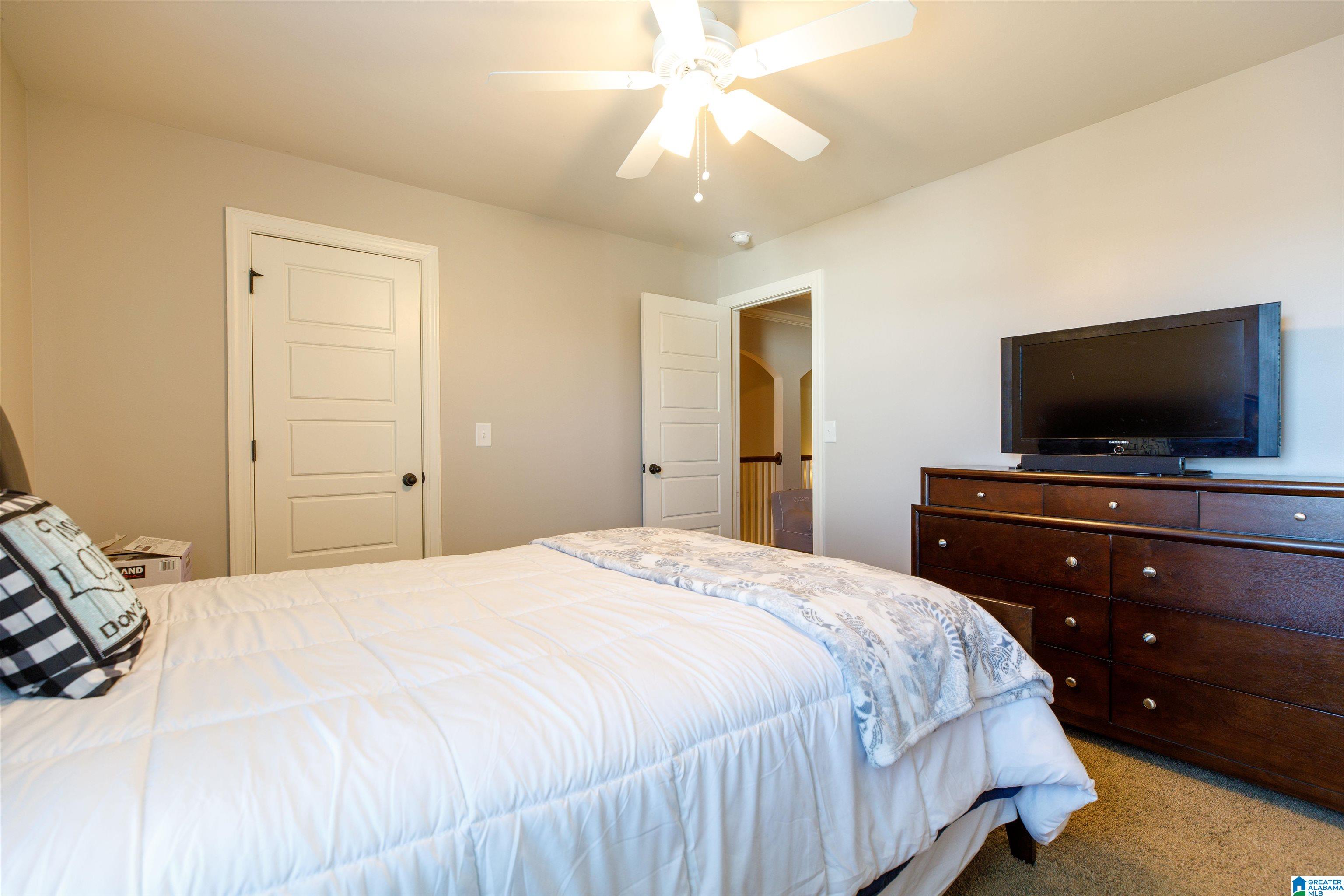 1076 Riviera Drive Calera, AL 35040 - Photo 33 of 48