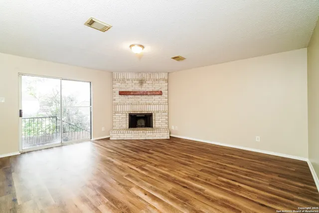 $1,695 | 8511 Coppermine, Converse, TX 78109