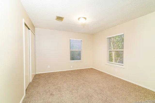 $1,695 | 8511 Coppermine, Converse, TX 78109