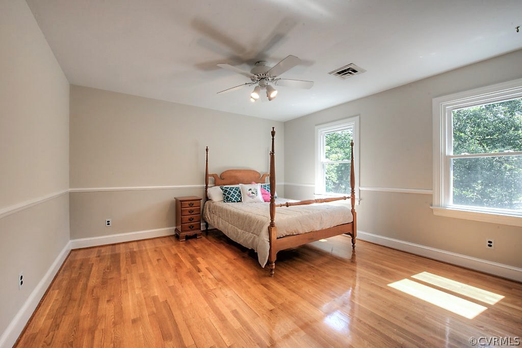 7720 Varann Road Henrico, VA 23231 - Photo 33 of 39 a bedroom with a bed and a window