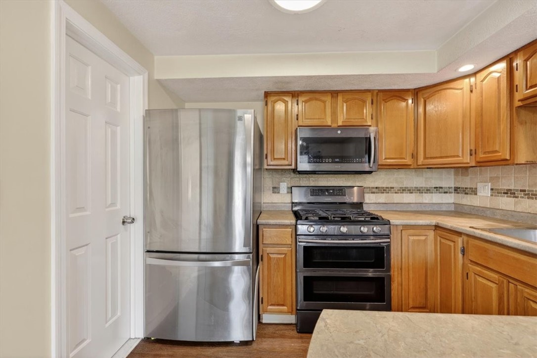 2970 Mendon Road, Unit 51 Cumberland, RI 02864 - Photo 25 of 46