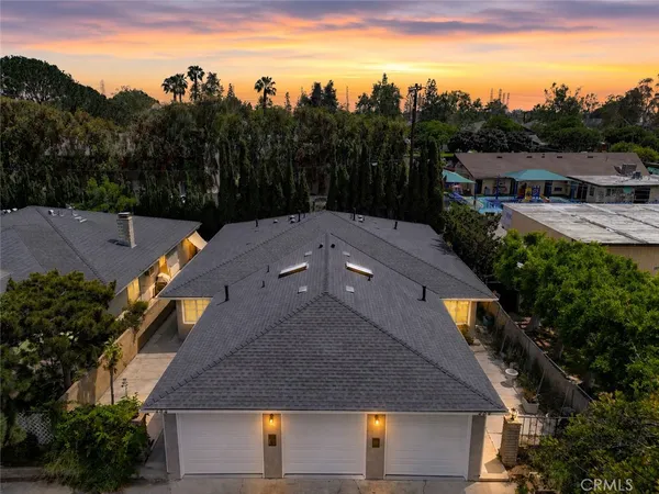 $1,425,000 | 402 East Glendale Drive, Orange, CA 92865