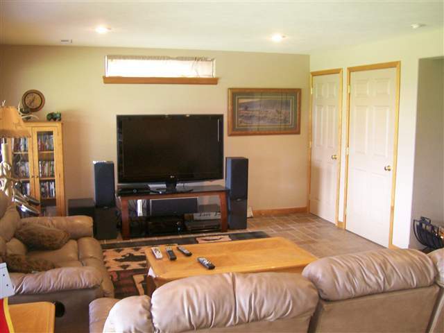 2591 North Willms Road Elk, WA 99009 - Photo 8 of 20