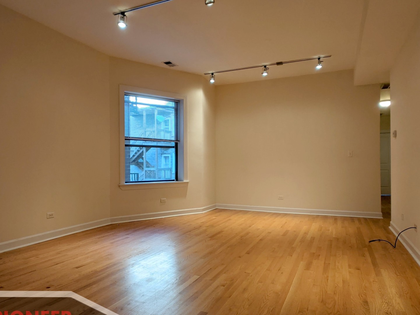 4715 North Sheridan Road, Unit 22N Chicago, IL 60640 - Photo 3 of 17