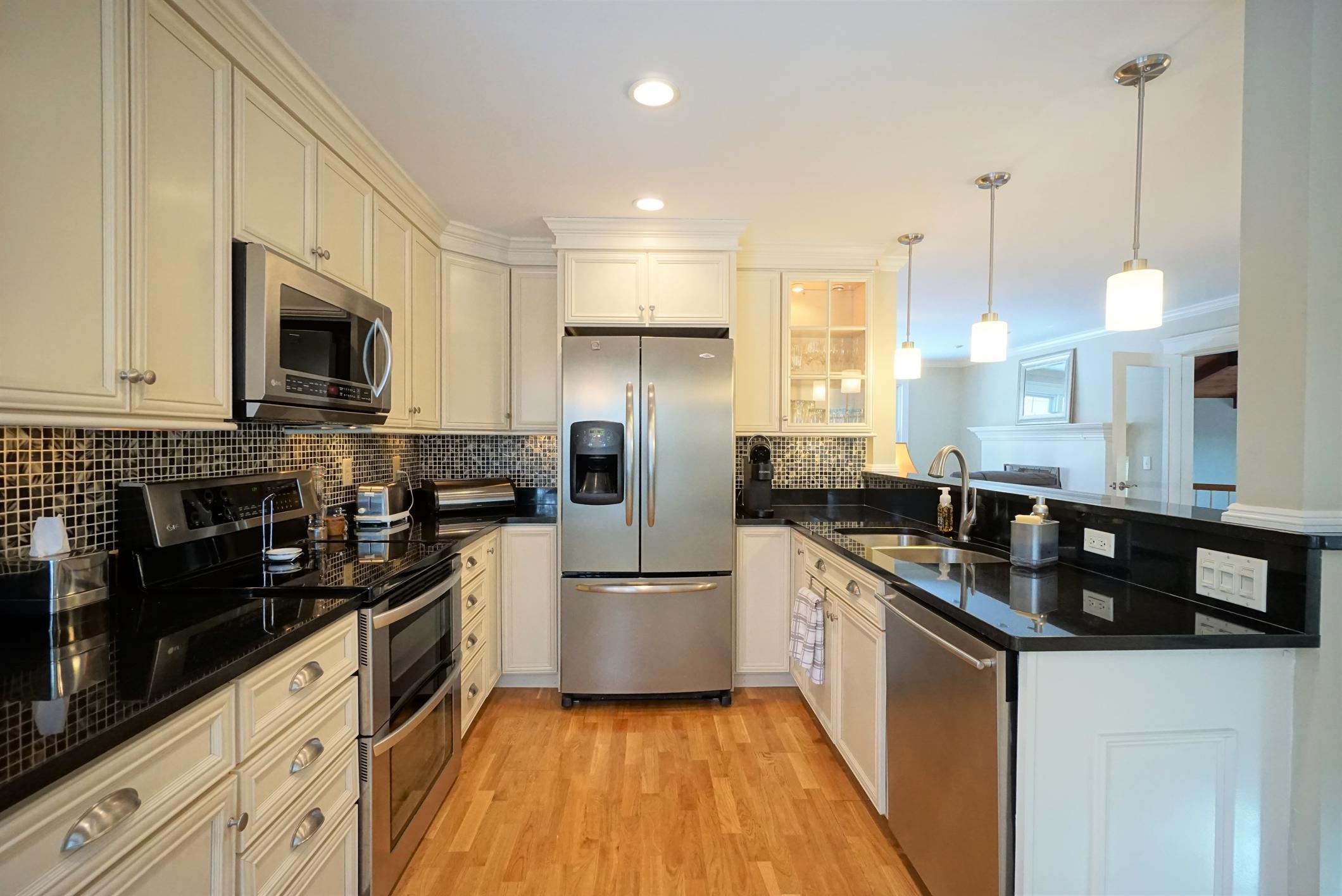 4 David Road Windham, NH 03087 - Photo 13 of 37