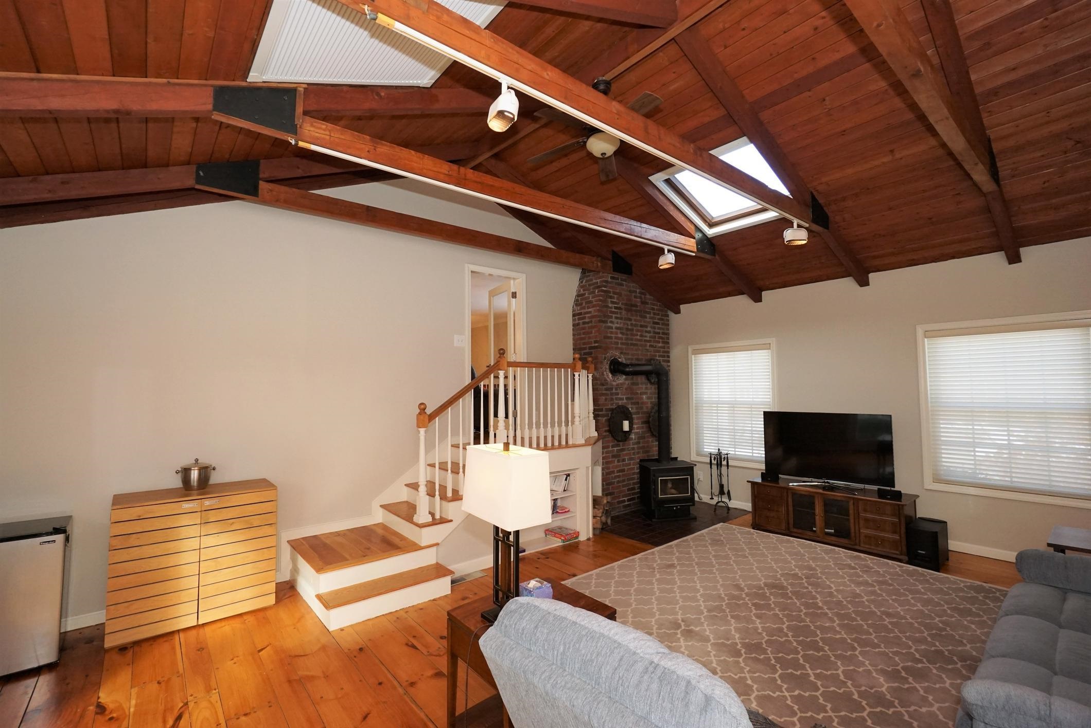 4 David Road Windham, NH 03087 - Photo 15 of 37