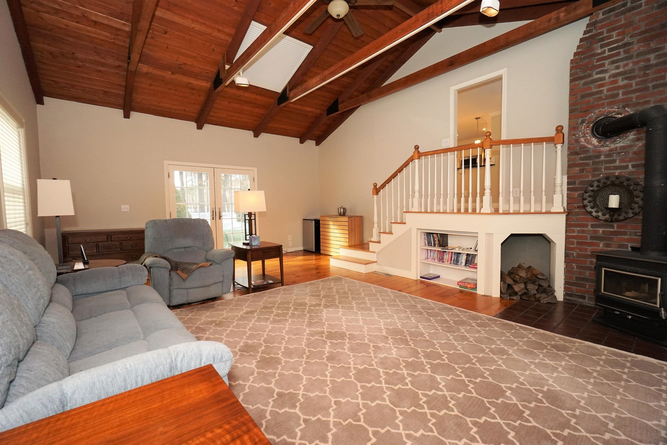 4 David Road Windham, NH 03087 - Photo 16 of 37