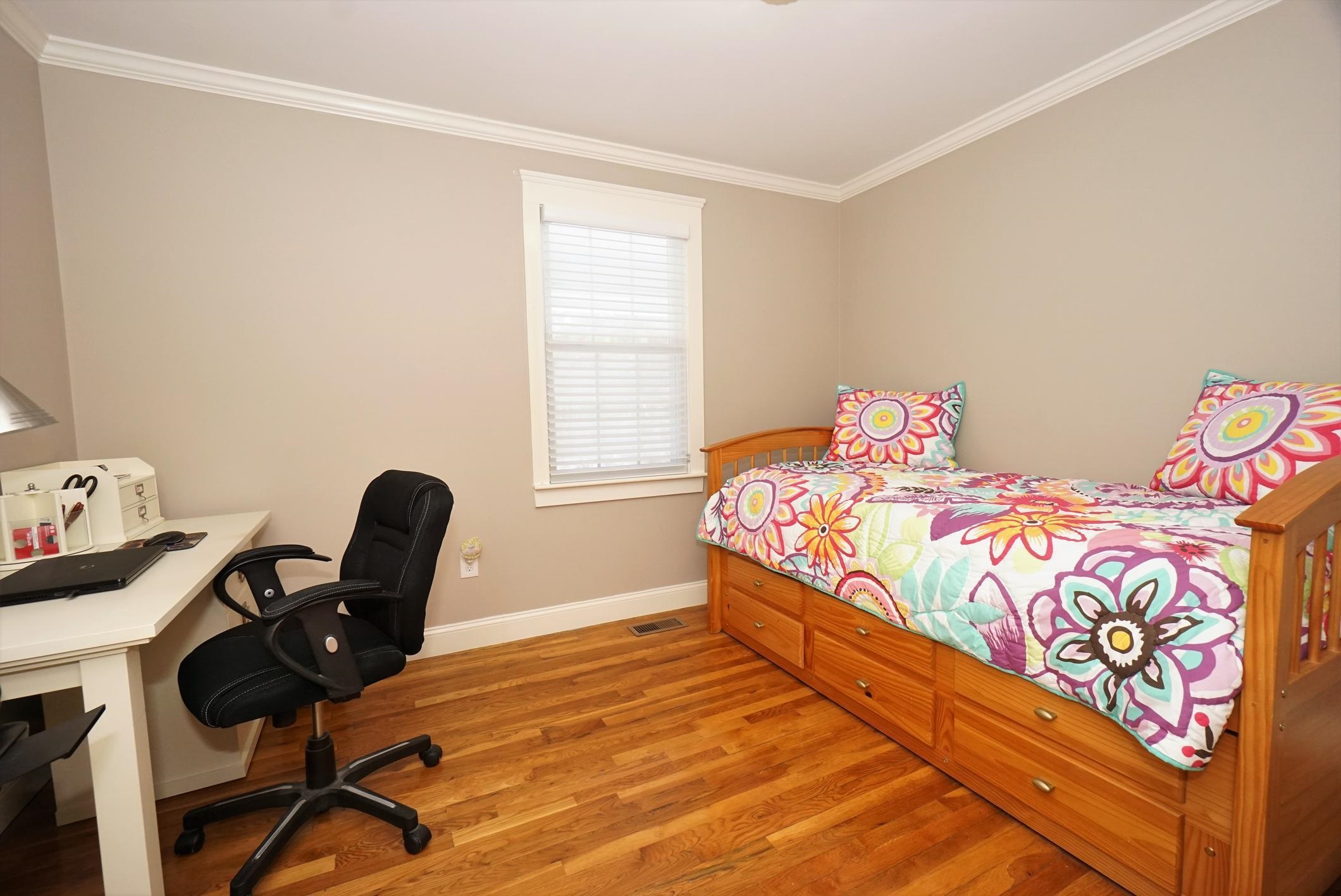 4 David Road Windham, NH 03087 - Photo 17 of 37