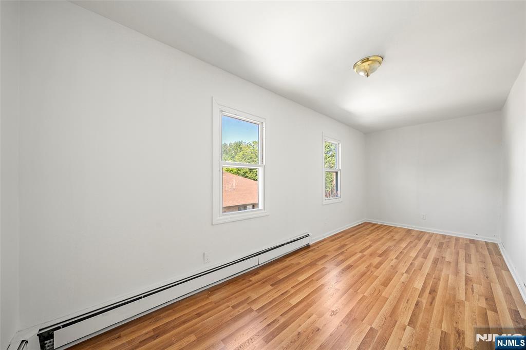 539 Bergen Boulevard Ridgefield, NJ 07657 - Photo 12 of 25