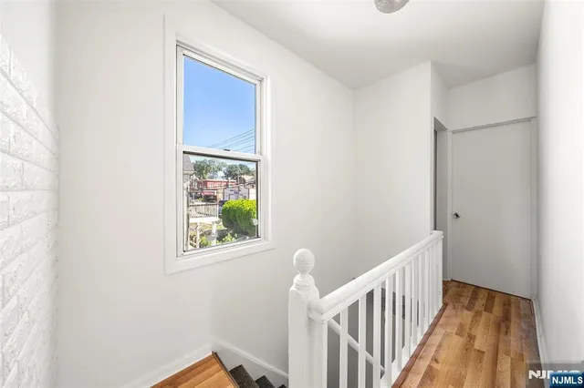 $819,000 | 539 Bergen Boulevard, Ridgefield, NJ 07657