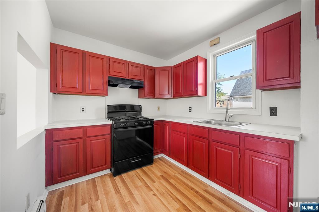 539 Bergen Boulevard Ridgefield, NJ 07657 - Photo 7 of 25