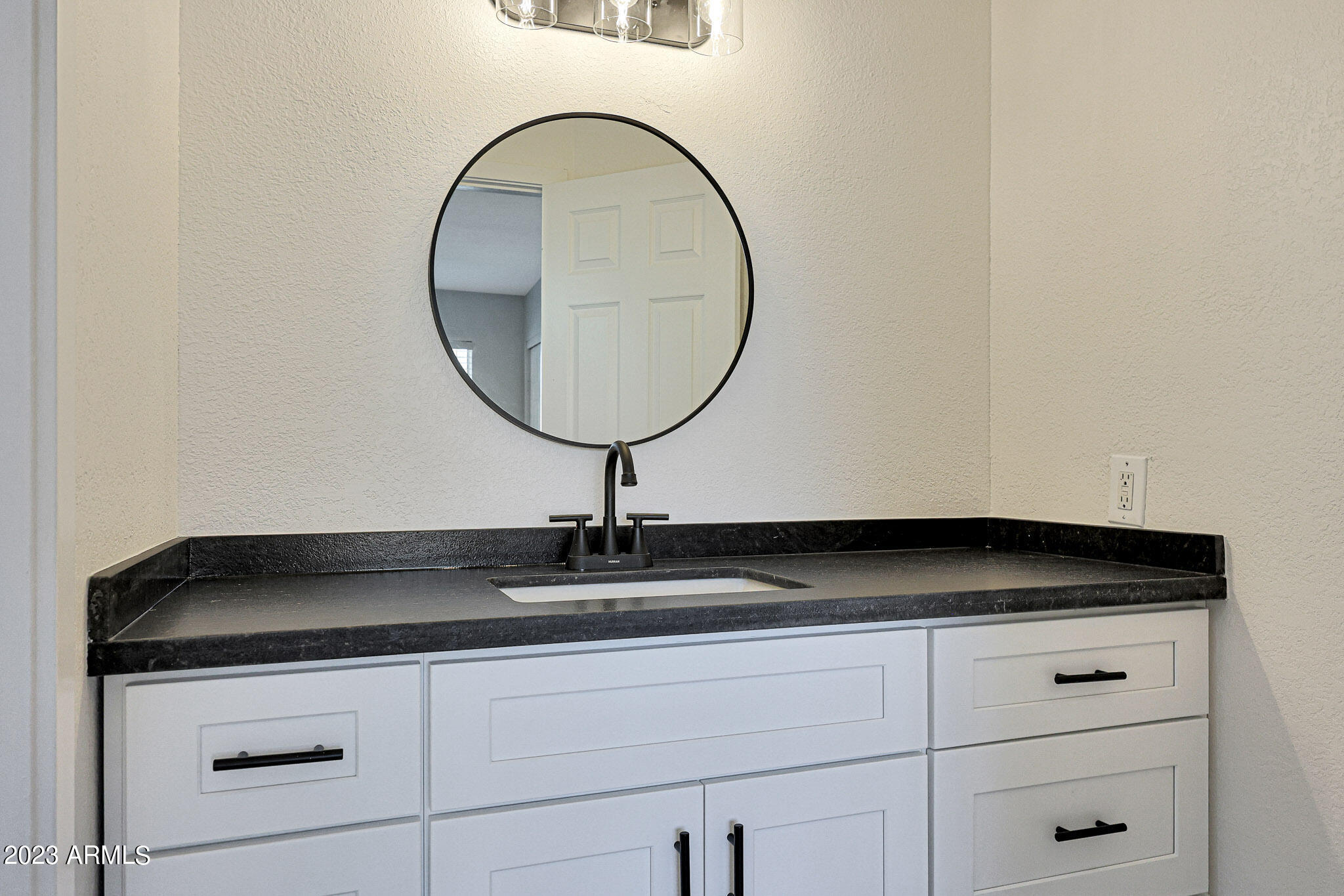 613 West Rosemonte Drive Phoenix, AZ 85027 - Photo 12 of 24 a close view of a sink in the kitchen