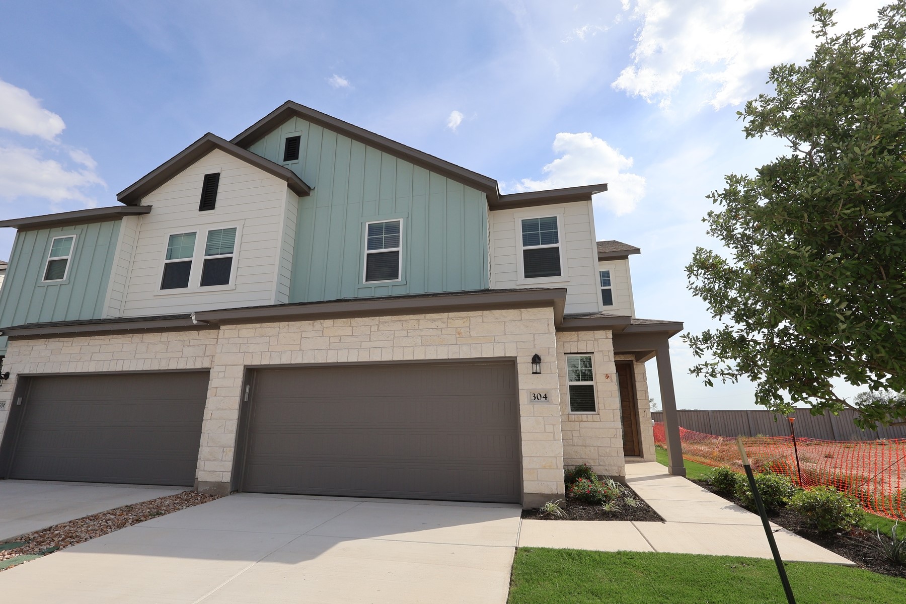 304 Emerie Way Georgetown, TX 78626 - Photo 1 of 15 a front view of house with yard