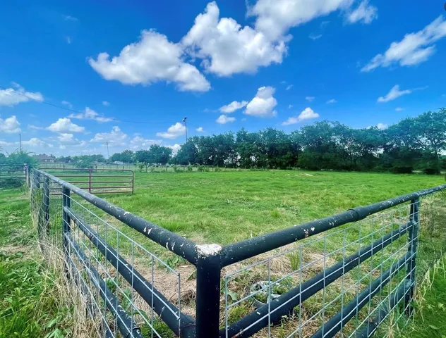 $2,800 | 1692 Farm Road 2653, Brashear, TX 75420